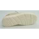 Deportivo mujer marca pitas en color beige