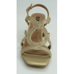Sandalia mujer marca bibi lou en color oro