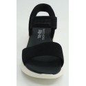 Sandalia mujer marca skechers en color negro
