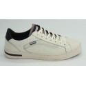Deportivo hombre marca pikolinos en color blanco