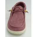 Deportivo hombre marca pitas en color rosa