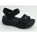 Sandalia mujer marca skechers en color negro