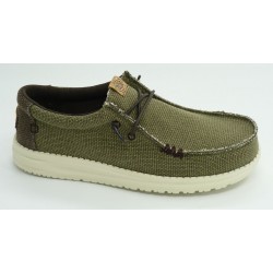 Deportivo hombre marca dude en color verde