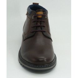 Botín hombre marca pikolinos en color marron
