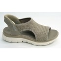 Sandalia mujer marca skechers en color taupe