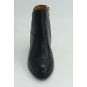 Botín mujer marca pikolinos en color negro