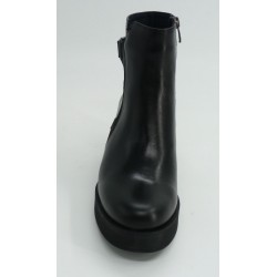 Botín mujer marca dorking en color negro