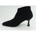 Botín mujer marca miss elastic en color negro