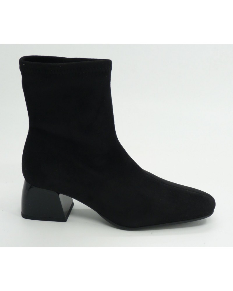 Botín mujer marca miss elastic en color negro