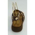 Sandalia mujer marca inuovo en color marron