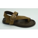 Sandalia mujer marca inuovo en color taupe