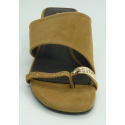 Sandalia mujer marca top 3 en color cuero
