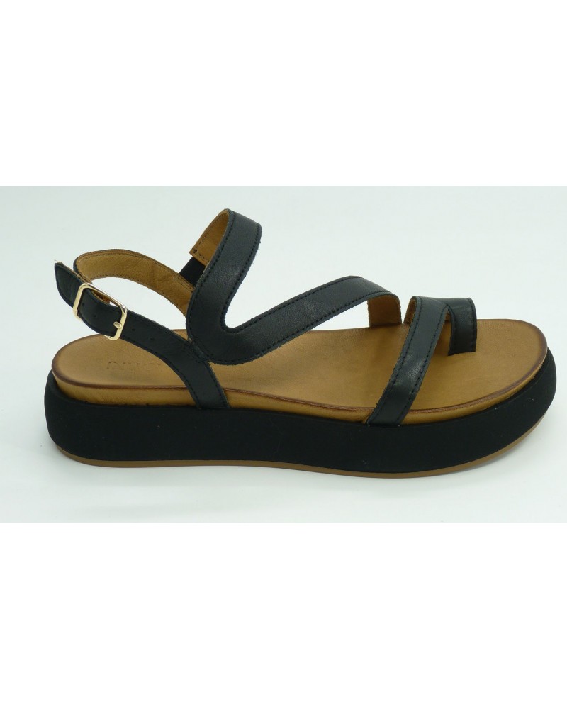 Sandalia mujer marca inuovo en color negro
