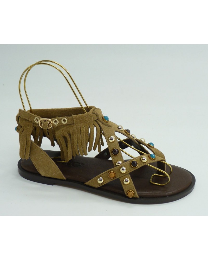 Sandalia mujer marca inuovo en color beige