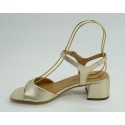 Sandalia mujer marca montiel caen color oro