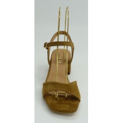 Sandalia mujer marca montiel caen color cuero