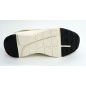 Deportivo hombre marca skechers en color beige