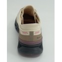 Deportivo mujer marca skechers en color beige