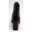 Botín mujer marca pikolinos en color marron