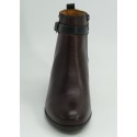 Botín mujer marca pikolinos en color marron