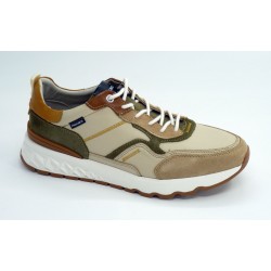 Deportivo hombre marca pikolinos en color hielo