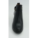 Botín mujer marca pikolinos en color negro