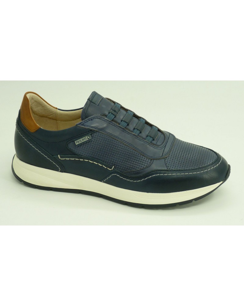 Deportivo hombre marca pikolinos en color azul