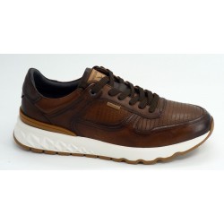 Deportivo hombre marca pikolinos en color cuero