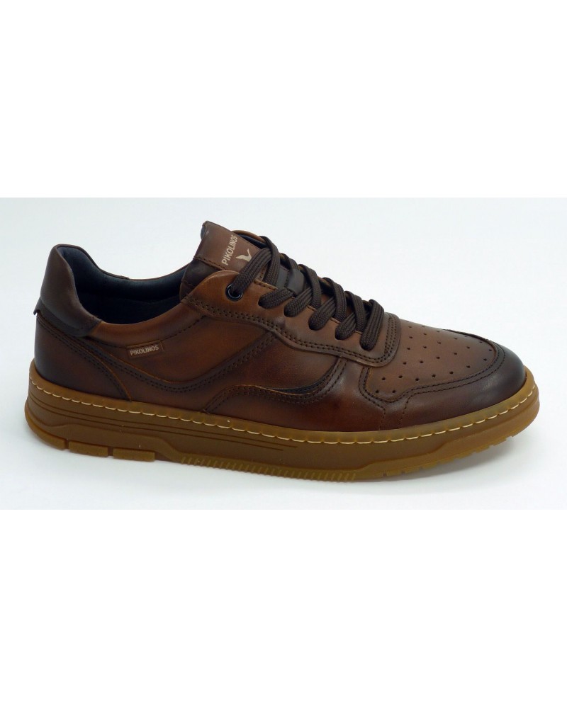 Deportivo hombre marca pikolinos en color cuero