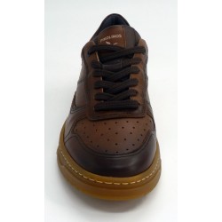 Deportivo hombre marca pikolinos en color cuero
