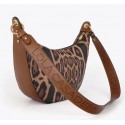 Bandolera mujer marca lola casademunt en color leopardo 