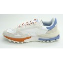 Deportivo hombre marca lacosteen color blanco