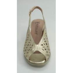 Sandalia mujer marca pitillosen color oro