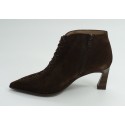 Zapato mujer marca hispanitas en color marron
