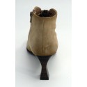 Zapato mujer marca hispanitas en color taupe
