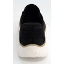 Deportivo mujer marca skechers en color negro