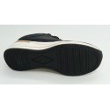 Deportivo mujer marca skechers en color negro