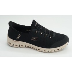 Deportivo mujer marca skechers en color negro