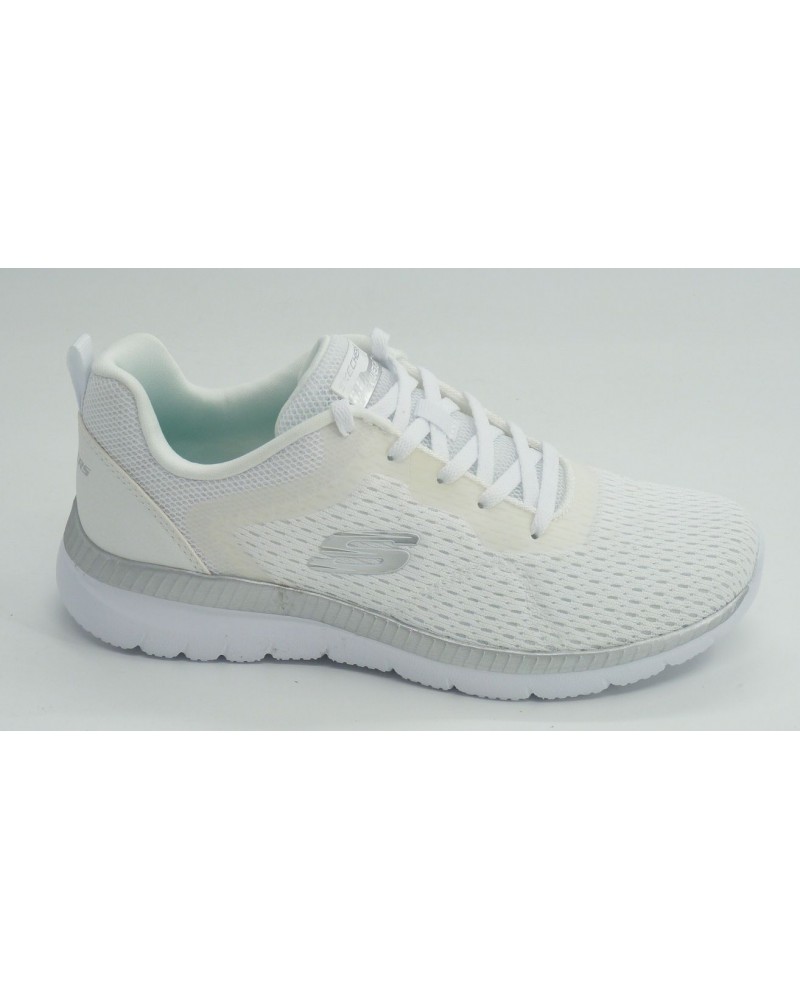 Deportivo mujer marca skechers en color blanco