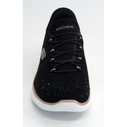 Deportivo mujer marca skechers en color negro
