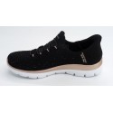 Deportivo mujer marca skechers en color negro