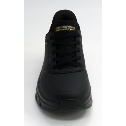 Deportivo mujer marca skechers en color negro