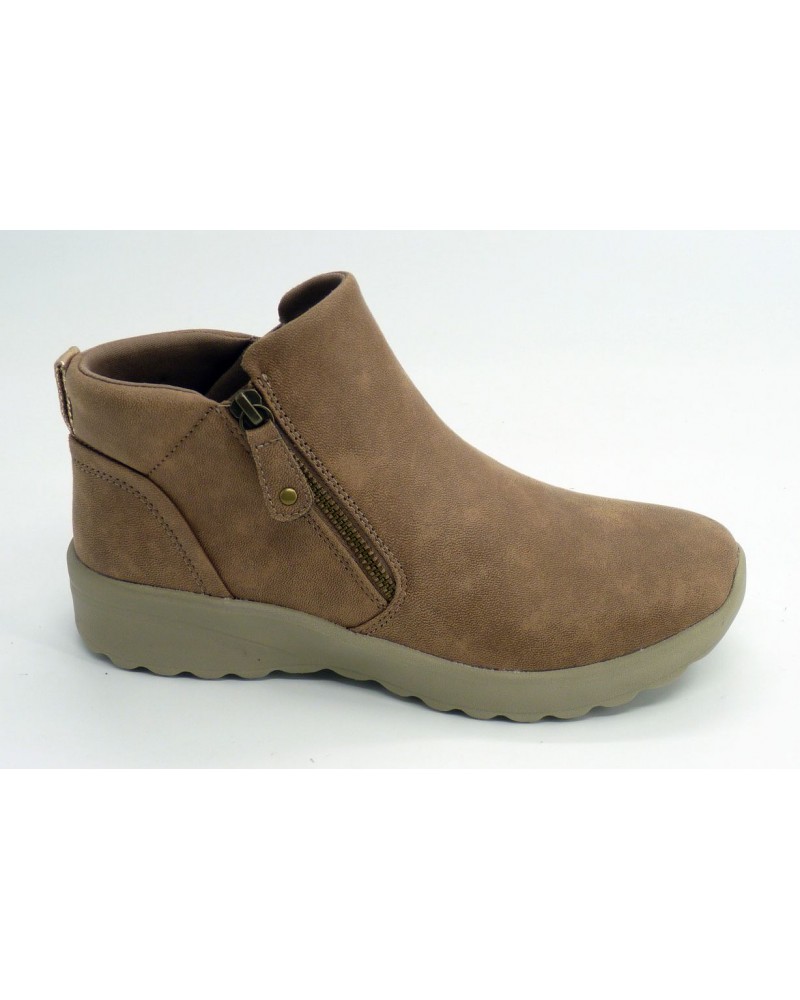 Botín mujer marca skechers en color marron